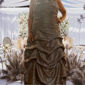 Mother of the bride dress